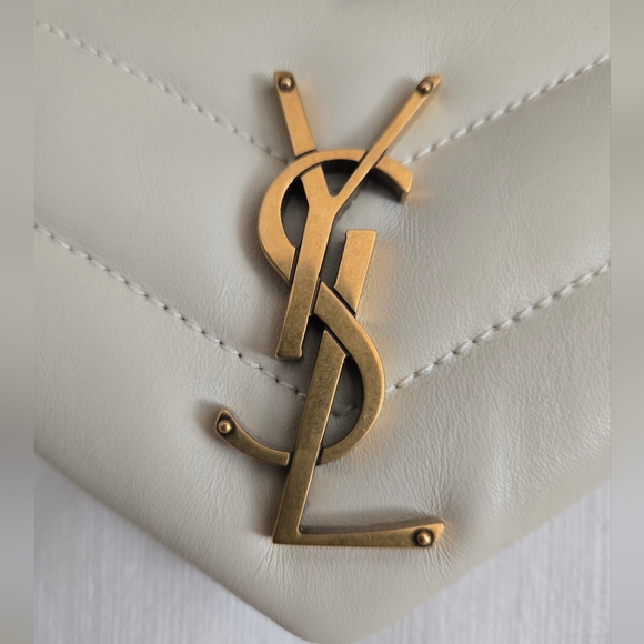 Authentic Saint Laurent Small LouLou - Picture 8 of 11